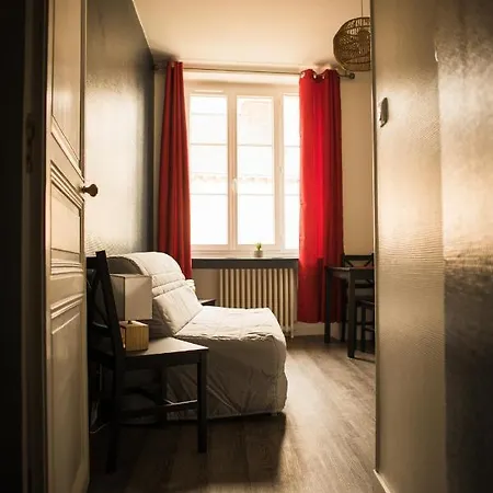 50 Nuances De Rouges-Dormir Comme A La Maison 公寓 Châteaubriant